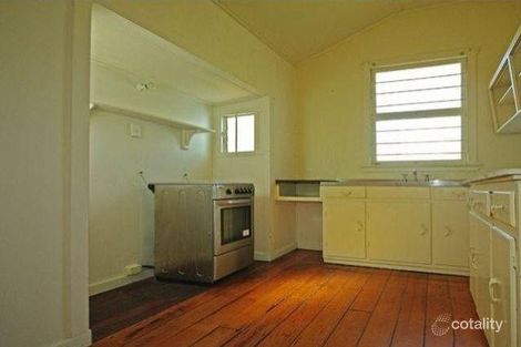 Property photo of 22 Harrogate Street Woolloongabba QLD 4102