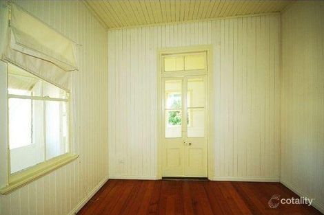 Property photo of 22 Harrogate Street Woolloongabba QLD 4102