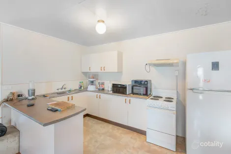 Property photo of 50 Aerodrome Road Clinton QLD 4680