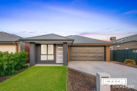 Property photo of 19 Atherton Way Werribee VIC 3030