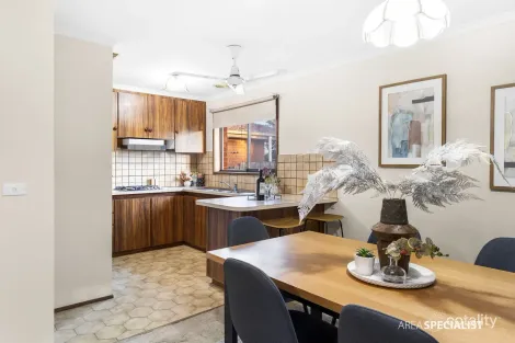 Property photo of 9 Berrigan Court Werribee VIC 3030