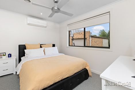 Property photo of 13 Iris Avenue Wendouree VIC 3355