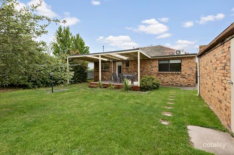 Property photo of 13 Iris Avenue Wendouree VIC 3355