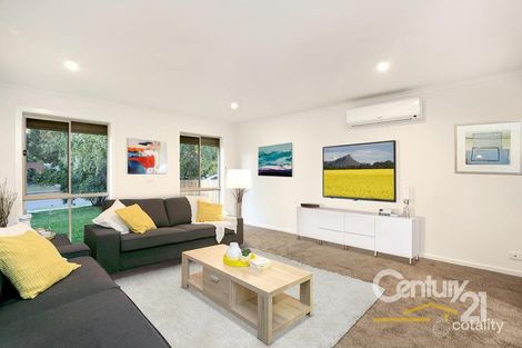 Property photo of 1/14 Greenlaw Crescent Berwick VIC 3806