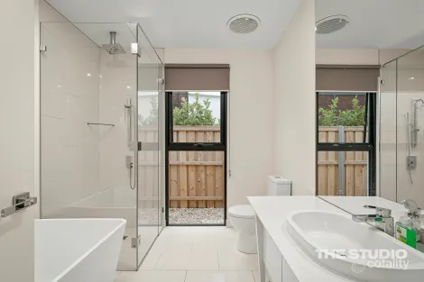 Property photo of 18 Opperman Drive North Kellyville NSW 2155