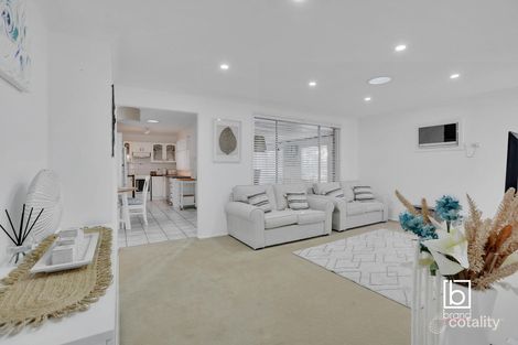 Property photo of 3 Keera Close Blue Haven NSW 2262