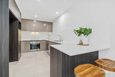 Property photo of 2/18 Howard Street Gaythorne QLD 4051