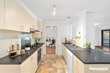 Property photo of 19 Kidderminster Drive Wantirna VIC 3152