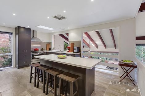 Property photo of 6 Barriedale Court Eltham VIC 3095