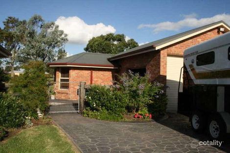 Property photo of 34 Reflection Drive Louth Park NSW 2320