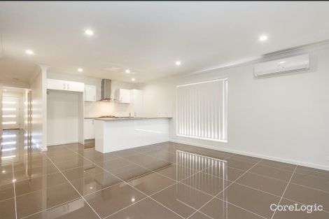 Property photo of 19 Ellabay Crescent Redland Bay QLD 4165