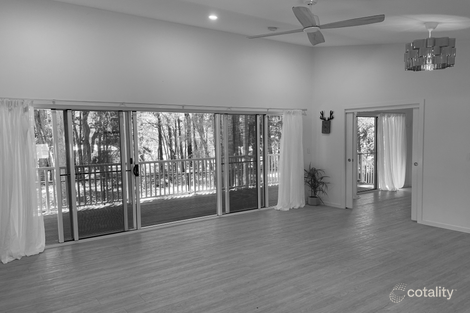 Property photo of 1 Cypress Street Coochiemudlo Island QLD 4184