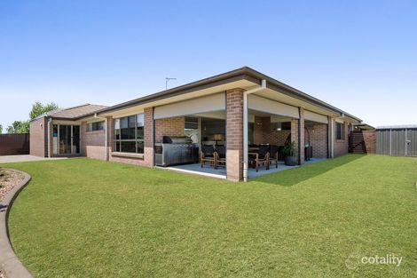 Property photo of 8 Ruby Crescent Meridan Plains QLD 4551