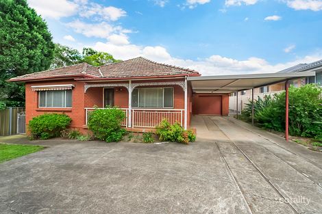 Property photo of 11 Fox Hills Crescent Toongabbie NSW 2146