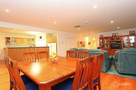 Property photo of 28 Nicholson Court Greenvale VIC 3059