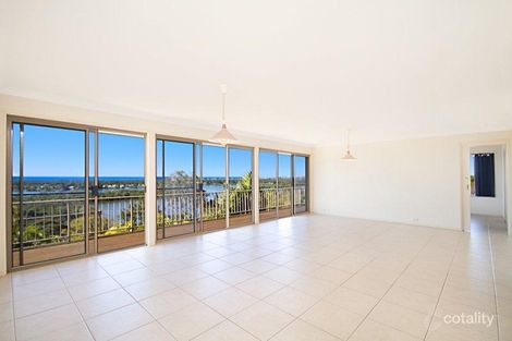 Property photo of 2 Old Ferry Road Banora Point NSW 2486