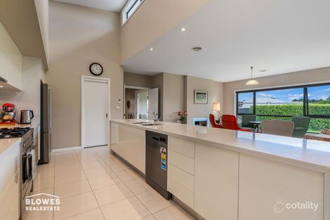 Property photo of 2 Bunya Close Orange NSW 2800