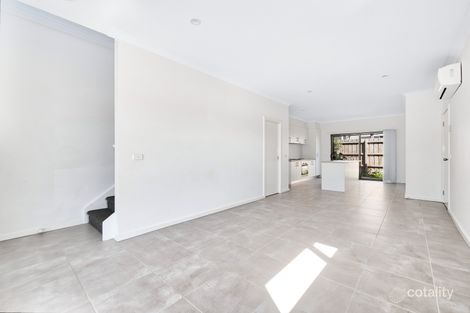 Property photo of 24 Grandvista Crescent Cranbourne West VIC 3977