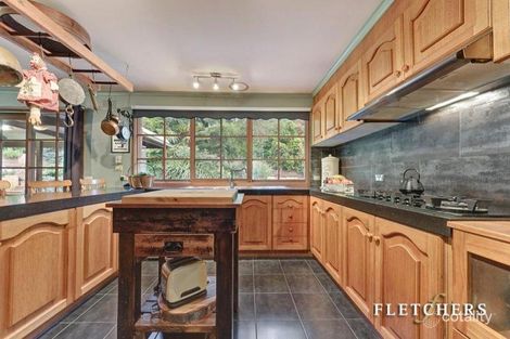Property photo of 10 Belgrave-Gembrook Road Cockatoo VIC 3781