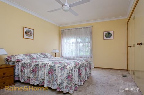 Property photo of 23 Henwood Avenue Kooringal NSW 2650