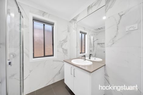 Property photo of 6 Solar Way Mickleham VIC 3064
