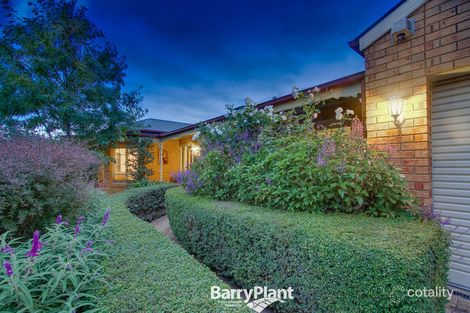 Property photo of 2 Hampton Court Beaconsfield VIC 3807