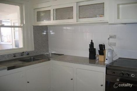 Property photo of 363 Geelong Road Kingsville VIC 3012
