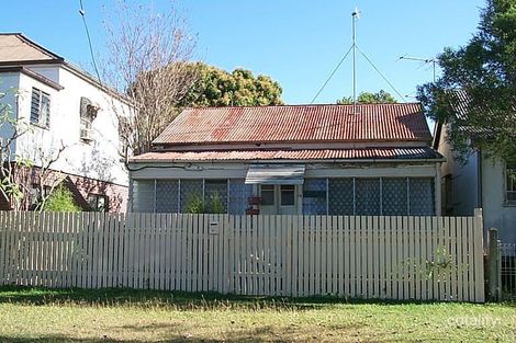 14 Weinholt St, Allenstown, QLD 4700