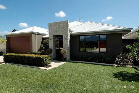 59 Kembla Cir, Madeley, WA 6065