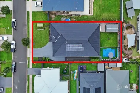 Property photo of 12 Highland Crescent Thirlmere NSW 2572