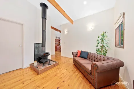 Property photo of 9 Kitchener Road Tecoma VIC 3160