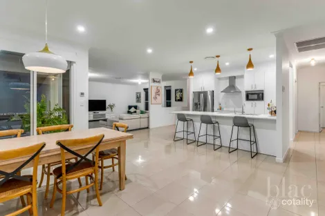 Property photo of 7 Perrins Close Warner QLD 4500