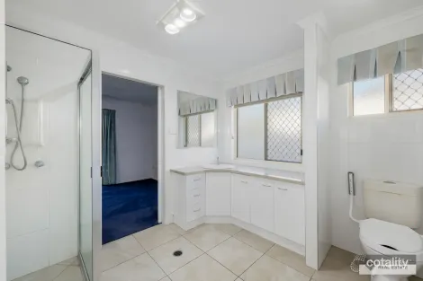 Property photo of 2 Banks Street Avoca QLD 4670