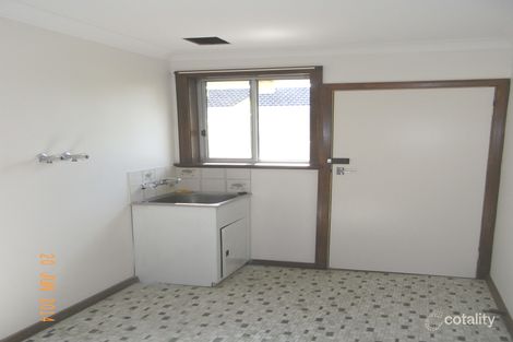 2/352 Parkland Cres, Lavington, NSW 2641