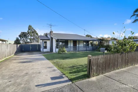 240 Old Sale Rd, Newborough, VIC 3825