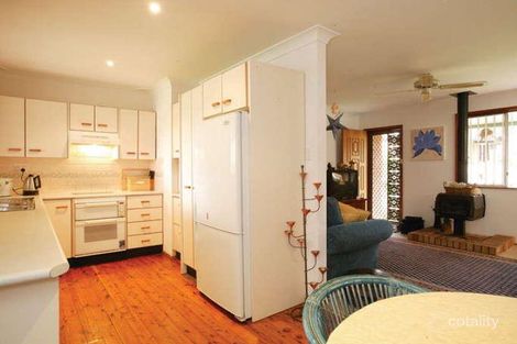 Property photo of 6 Lavinia Street Forresters Beach NSW 2260