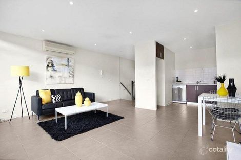 Property photo of 1/140 McKinnon Road McKinnon VIC 3204