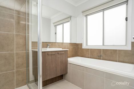 Property photo of 24 Pastille Road Manor Lakes VIC 3024
