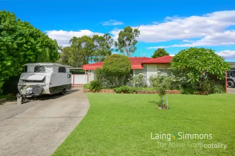 Property photo of 11 Olliver Crescent St Clair NSW 2759