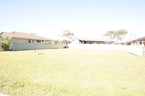 Property photo of 51 Bluehaven Drive Old Bar NSW 2430