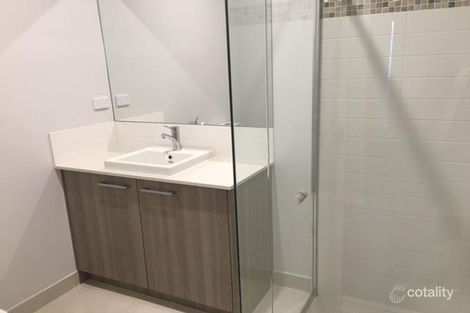 Property photo of 30 Erskine Way Sydenham VIC 3037