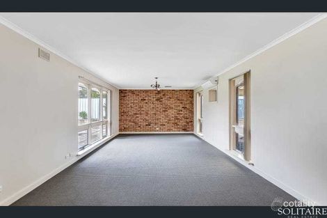 Property photo of 10 Kimberly Way Happy Valley SA 5159