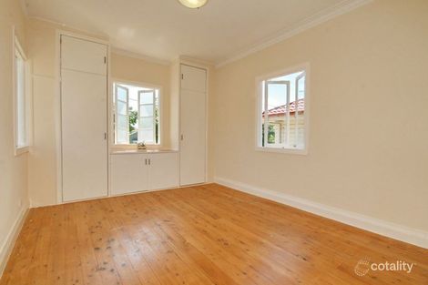 Property photo of 100 Boxgrove Avenue Wynnum QLD 4178