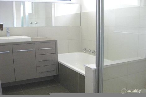 Property photo of 2/56-60 Hamilton Road Bayswater North VIC 3153
