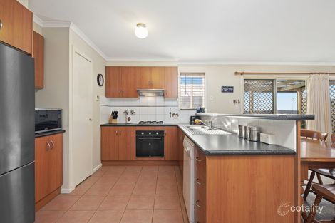 Property photo of 1 Paratone Crescent St Albans Park VIC 3219