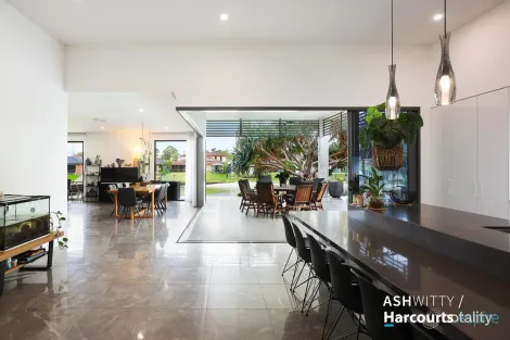 Property photo of 82 Companion Way Tweed Heads NSW 2485