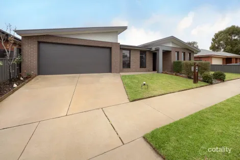 Property photo of 4 Tea Tree Drive Swan Hill VIC 3585
