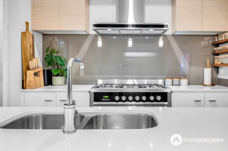 Property photo of 7 Hiddenvale Circuit Yarrabilba QLD 4207