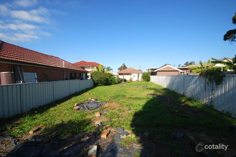 Property photo of 12 Myddleton Avenue Fairfield NSW 2165