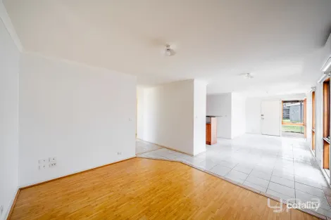 Property photo of 16 Rosella Avenue Werribee VIC 3030